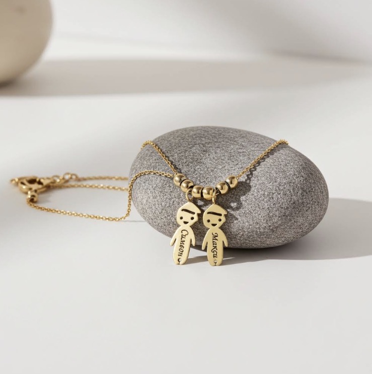 Гравирано колие с висулки деца