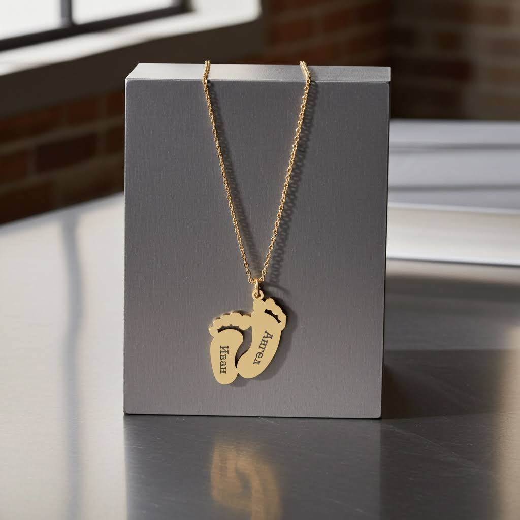 Гравирано колие с крачета