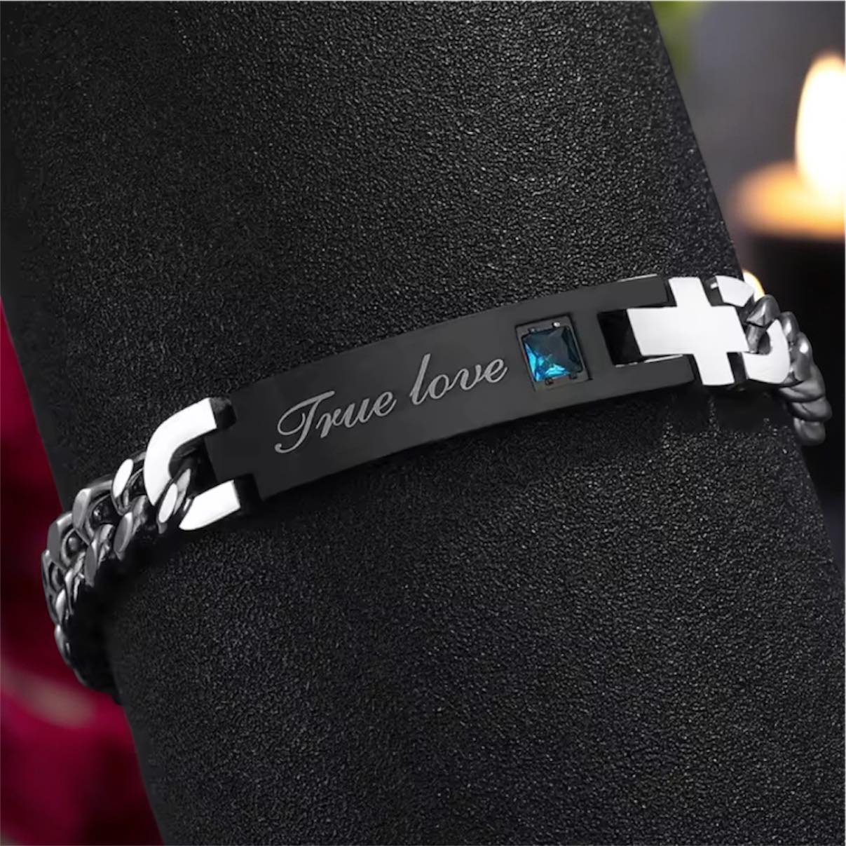 мъжка гривна гравирана син цирконий подарък