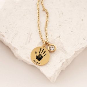 колие с гравиран отпечатък име и рожден камък подарък