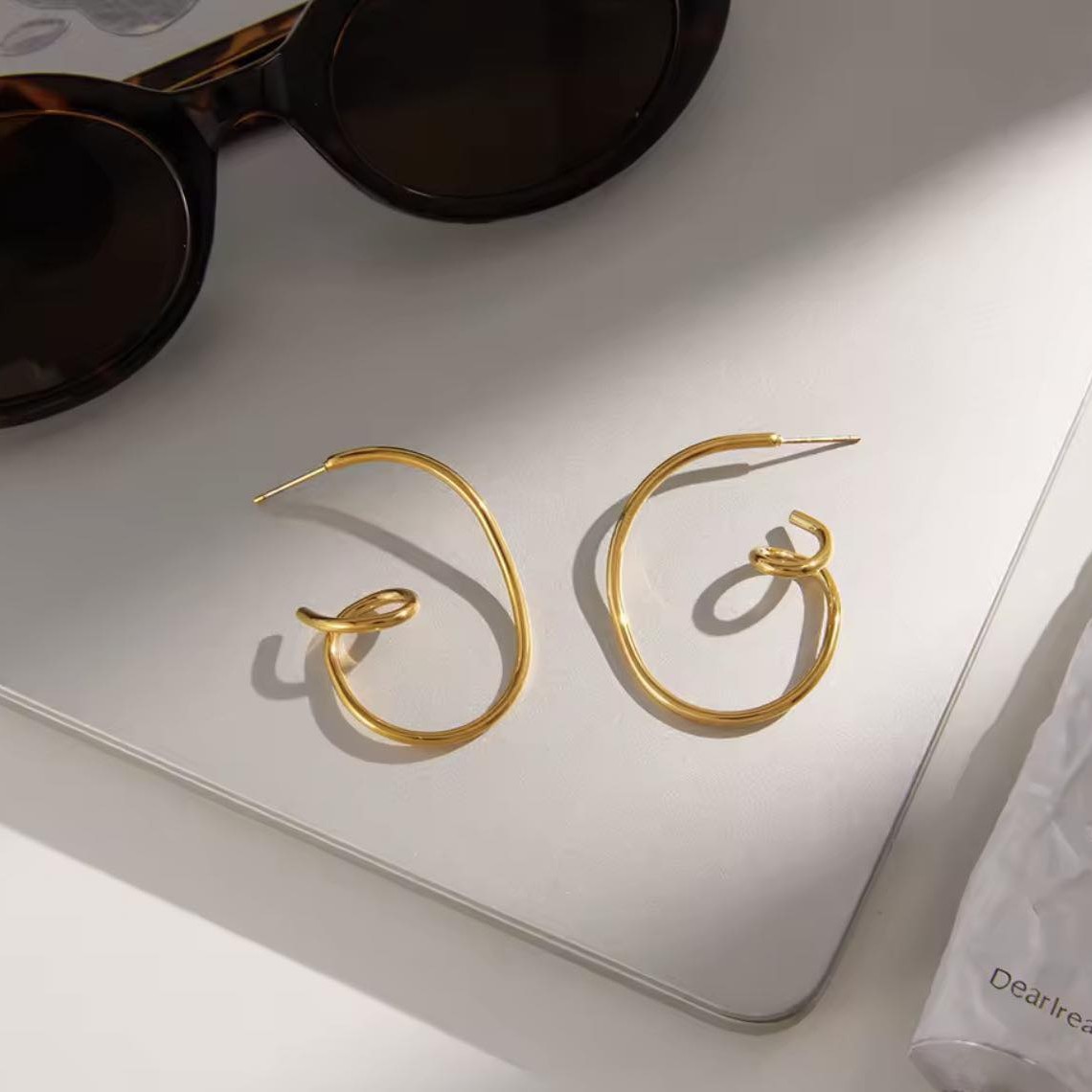 обеци спирала подарък